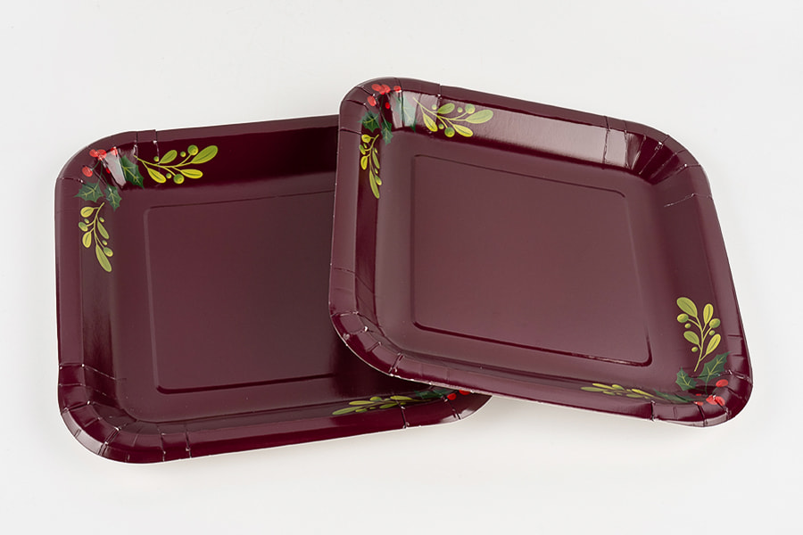 Dekorative Pappteller mit Weihnachtsmotiv Dekorative Pappteller mit Weihnachtsmotiv