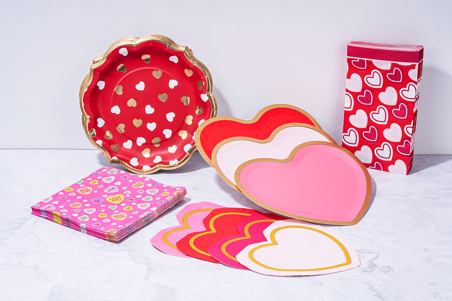 Catering-Papiersets zum Valentinstag
